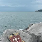 Trionfo Your In Business And Apartman