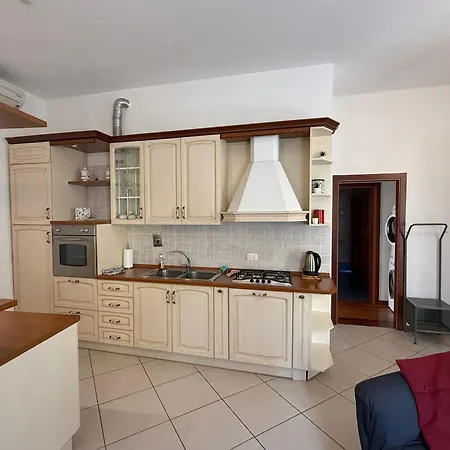 Trionfo Your In Business And Apartman *