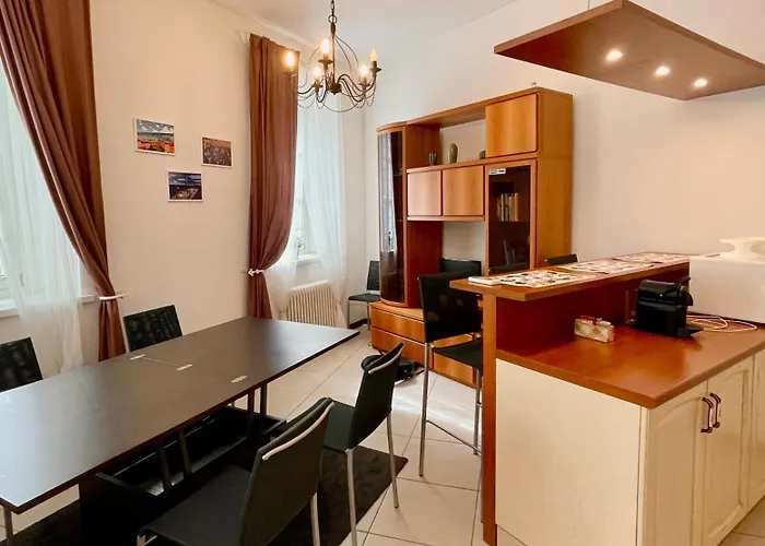 Trionfo Your In Business And Апартаменты Триест